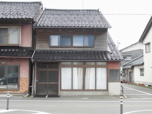 かほく市高松戸建