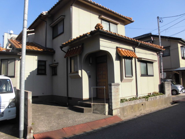 本多町二丁目貸家