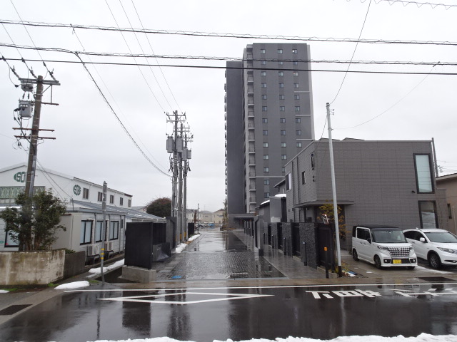 レーベン野々市