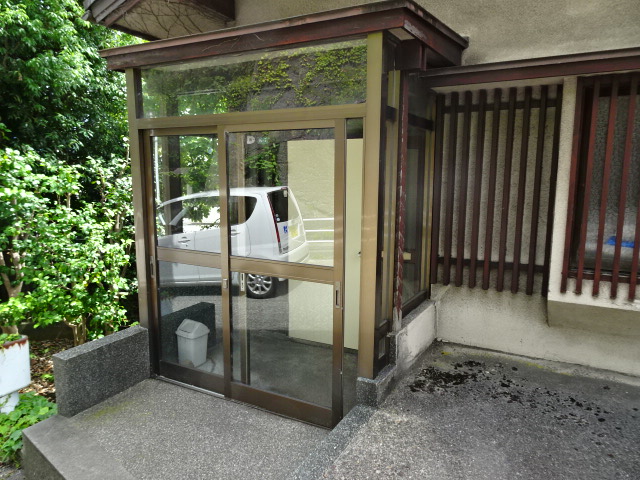 2階からの玄関