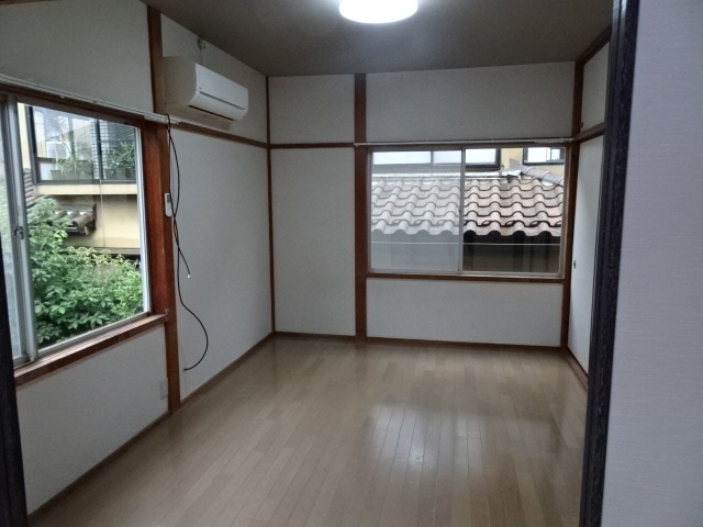 2階洋室　エアコン付