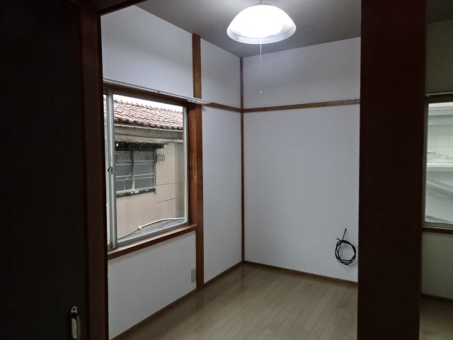 洋3帖南向きにてサンルームとして利用も